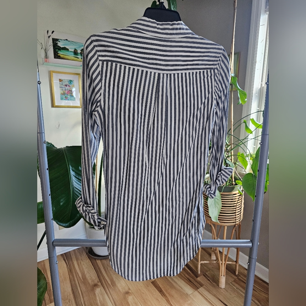 Merona Button-Up - Picture 2 of 3